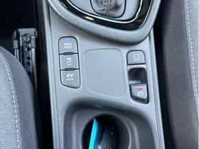 Toyota Yaris (2025) thumbnail 24