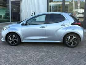Toyota Yaris (2025) thumbnail 4