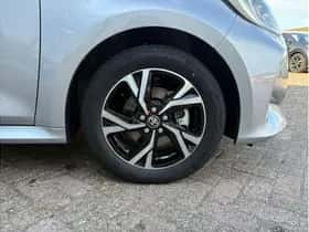 Toyota Yaris (2025) thumbnail 6