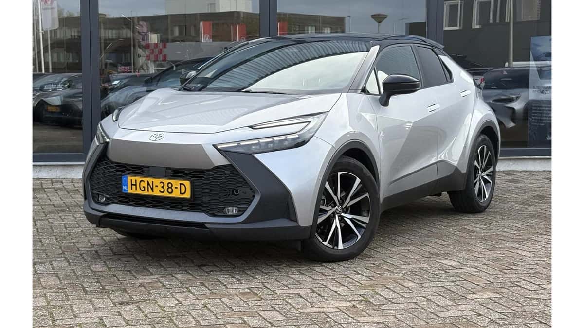 Toyota C-HR (2025) — foto 1