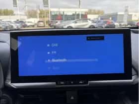 Toyota C-HR (2025) thumbnail 18