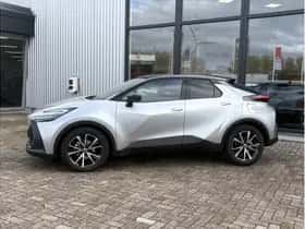 Toyota C-HR (2025) thumbnail 3