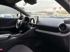 Toyota C-HR (2025) thumbnail 10
