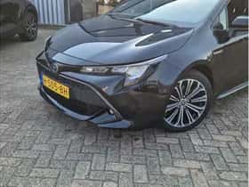 Toyota Corolla (2019) thumbnail 2