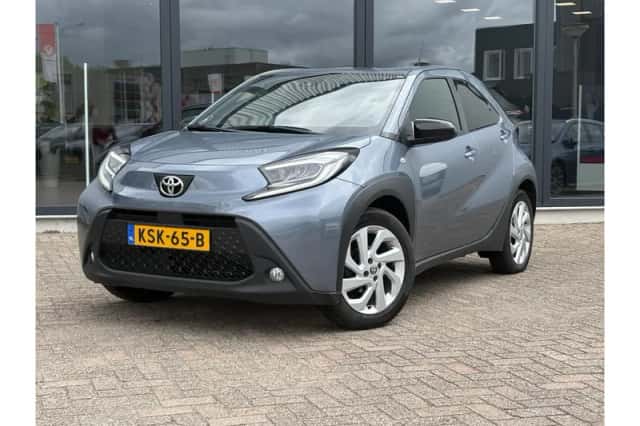 Toyota Aygo X (2024) thumbnail 1