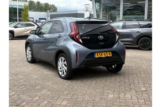 Toyota Aygo X (2024) thumbnail 4