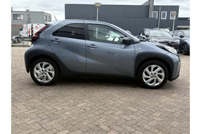 Toyota Aygo X (2024) thumbnail 5