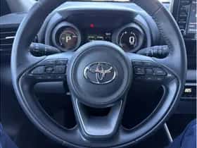 Toyota Yaris (2022) thumbnail 12