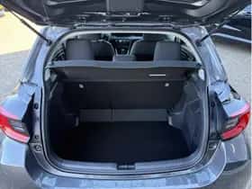 Toyota Yaris (2022) thumbnail 9