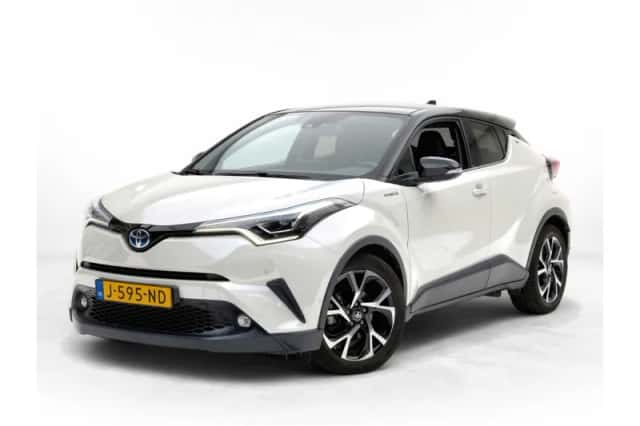 Toyota C-HR (2017) thumbnail 1