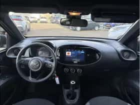 Toyota Aygo X (2024) thumbnail 2