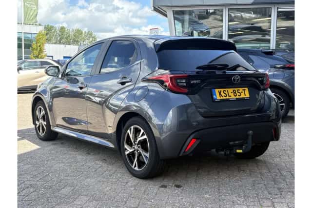 Toyota Yaris (2025) thumbnail 4