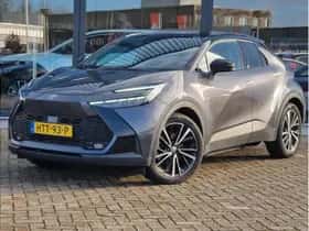 Toyota C-HR (2025) thumbnail 1