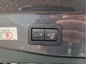 Toyota C-HR (2025) thumbnail 11