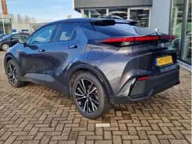 Toyota C-HR (2025) thumbnail 3