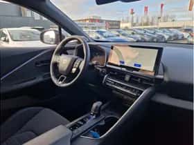 Toyota C-HR (2025) thumbnail 8