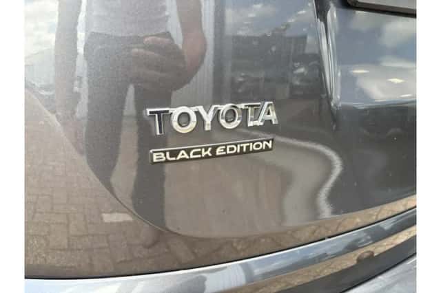 Toyota RAV4 (2018) thumbnail 5