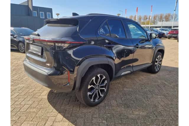 Toyota Yaris Cross (2025) thumbnail 5