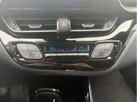 Toyota C-HR (2022) thumbnail 20