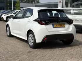 Toyota Yaris (2026) thumbnail 3