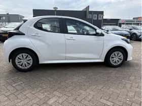 Toyota Yaris (2026) thumbnail 4
