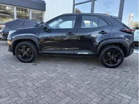 Toyota Yaris Cross (2023) thumbnail 3