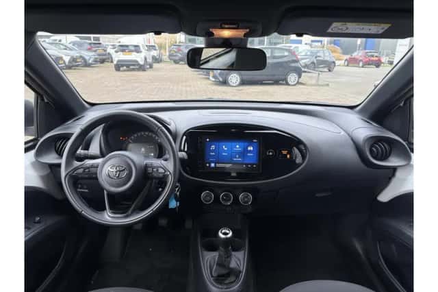 Toyota Aygo X (2025) thumbnail 2