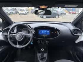Toyota Aygo X (2025) thumbnail 2