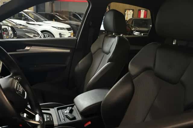 Audi Q5 (2021) thumbnail 6