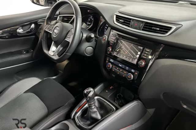 Nissan Qashqai (2021) thumbnail 4