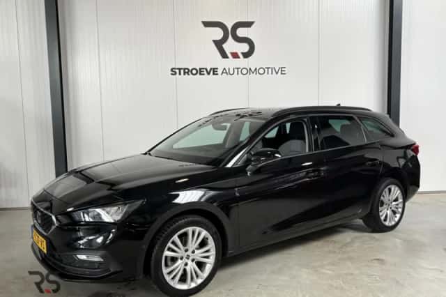 SEAT Leon (2023) thumbnail 1