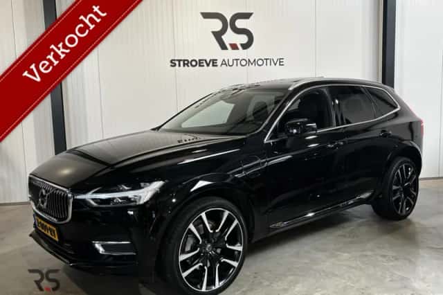 Volvo XC60 (2021) thumbnail 2