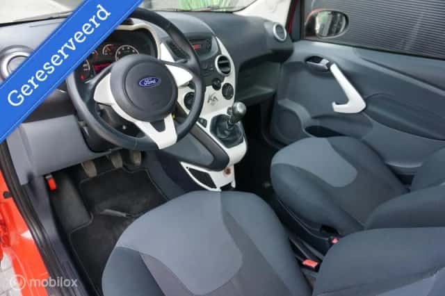 Ford Ka (2011) thumbnail 2