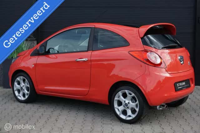 Ford Ka (2011) thumbnail 3