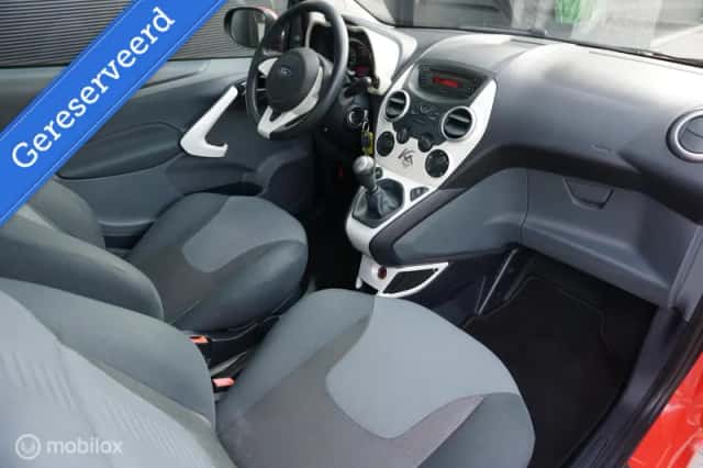 Ford Ka (2011) thumbnail 6