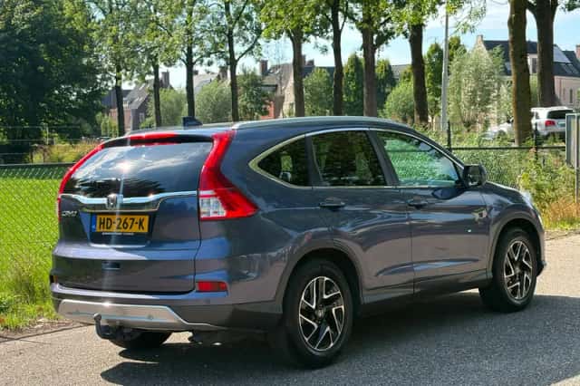 Honda CR-V (2015) thumbnail 3