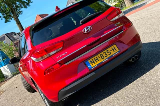Hyundai i30 (2017) thumbnail 4