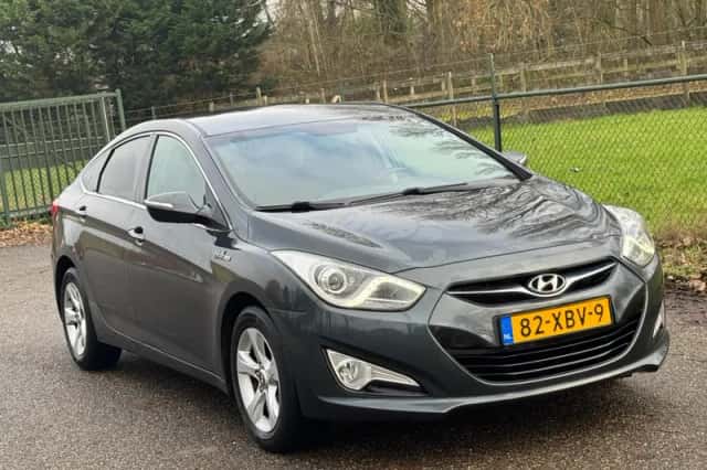 Hyundai i40 (2012) thumbnail 1