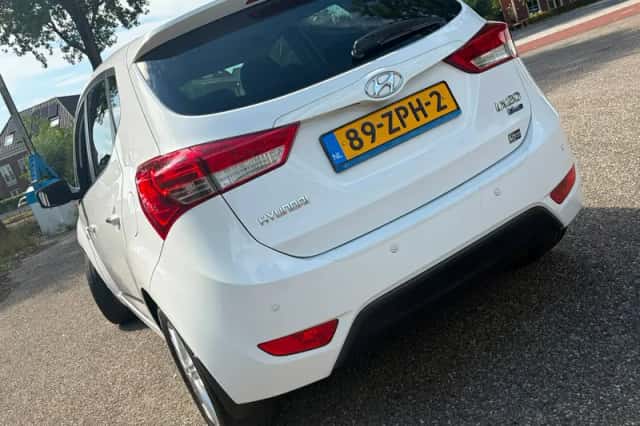 Hyundai ix20 (2013) thumbnail 4