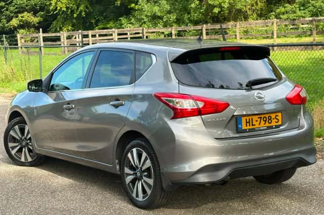 Nissan Pulsar (2015) thumbnail 6