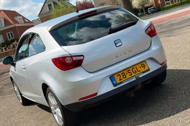 SEAT Ibiza (2011) thumbnail 4