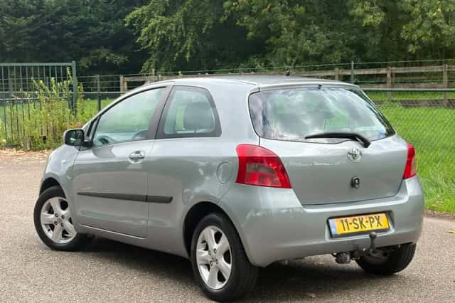 Toyota Yaris (2006) thumbnail 5