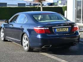 Lexus LS thumbnail 5