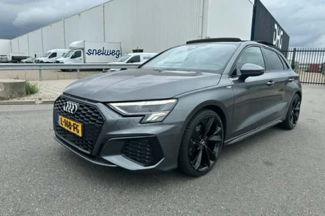 Audi A3 (2021) thumbnail 1