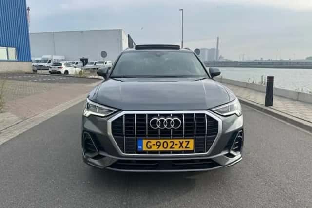 Audi Q3 (2020) thumbnail 3