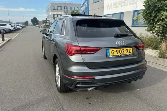 Audi Q3 (2020) thumbnail 4