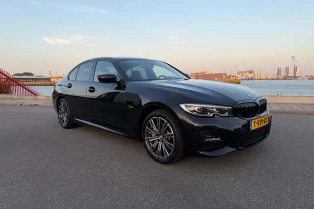 BMW 3-Serie (2022) thumbnail 2