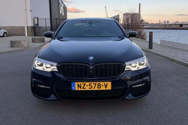 BMW 5-Serie (2017) thumbnail 2