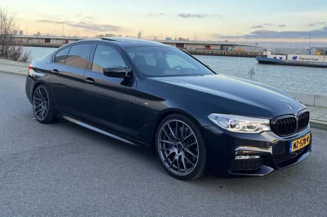BMW 5-Serie (2017) thumbnail 3