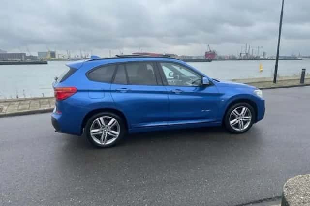BMW X1 (2016) thumbnail 4